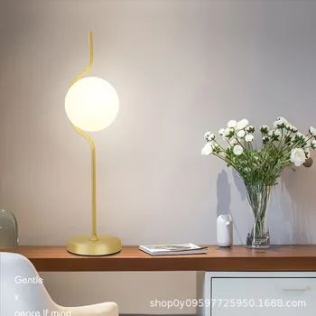 Nordic lampa de birou designer creativ personalitatea dormitor patul mare alb lampă de birou camera de zi studiu acasă de lux lumina podea